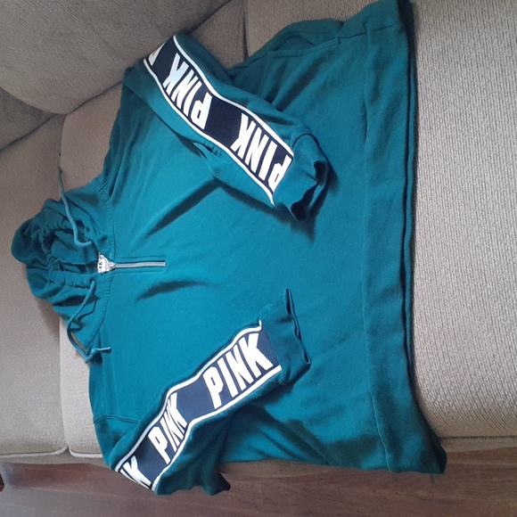 Pink Victoria secret hoodie - Picture 4 of 9